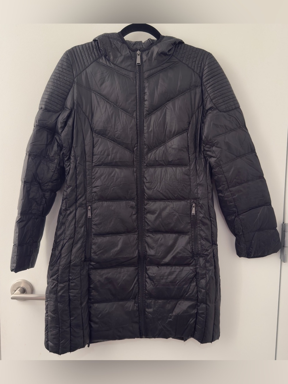 BCBGeneration Ultra Light Weight Packable Down Puffer Coat Jacket Size Medium M